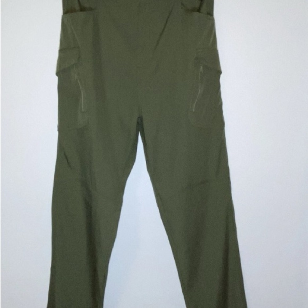 Set of Two Men's Classic Olive‎ and classic Black 9 pockets Chinos